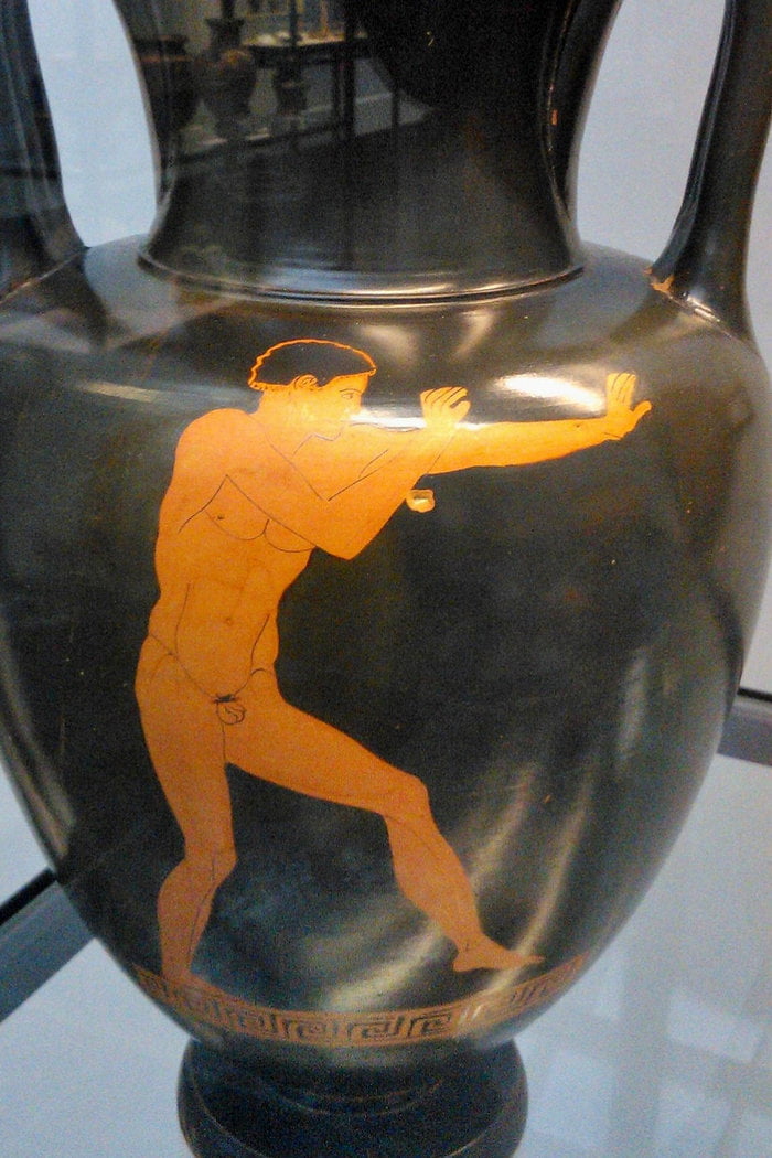 Pankratiast in fighting stance, Ancient Greek red-figure amphora, 440 BC.