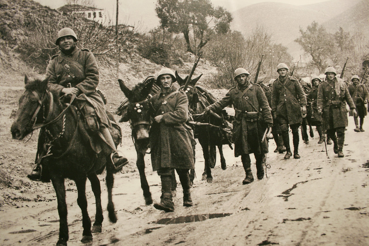 greek soldiers in world war 2, modern history of greece