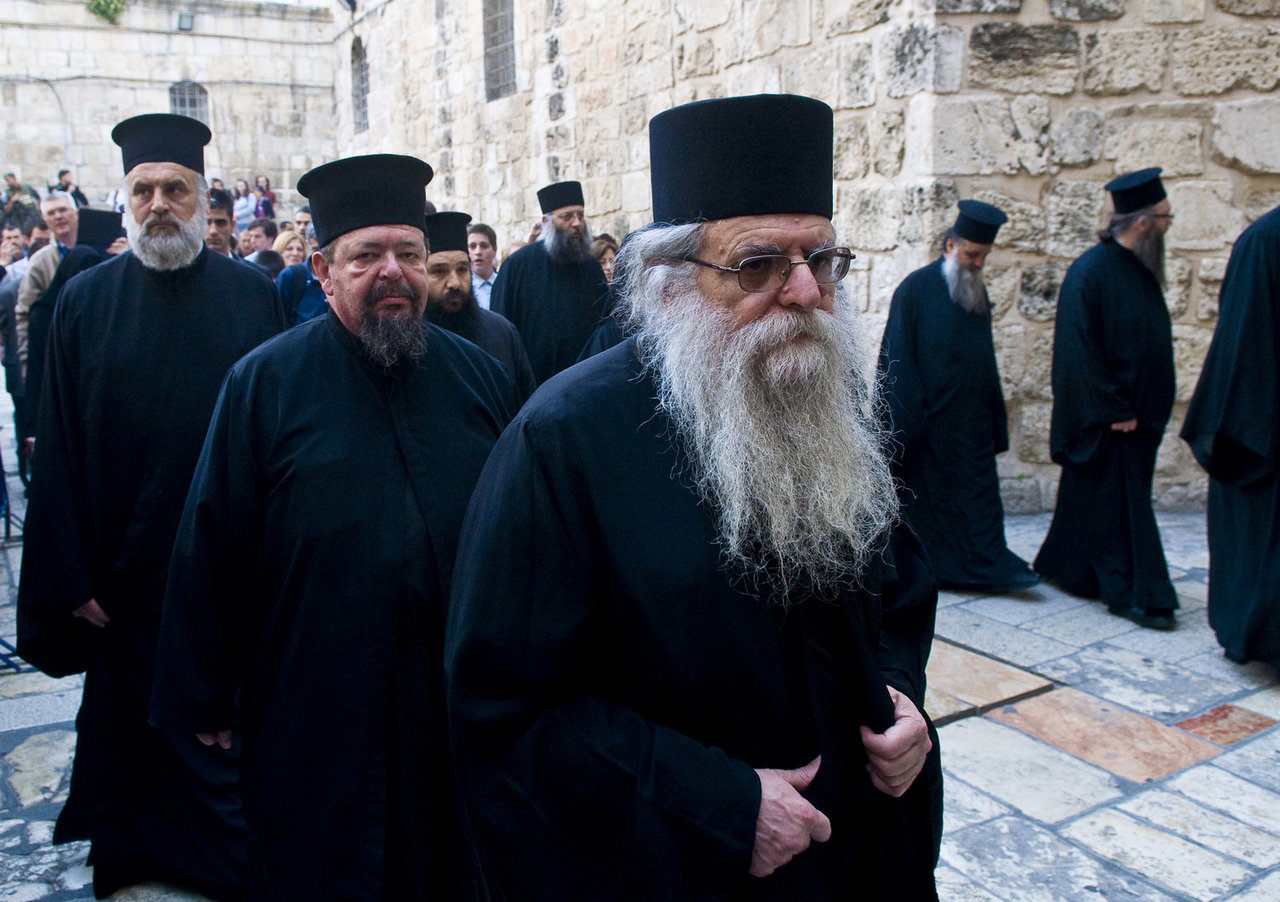 greek monks, monasticism in greece