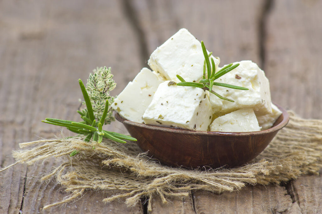 how to buy the best feta cheese abroad